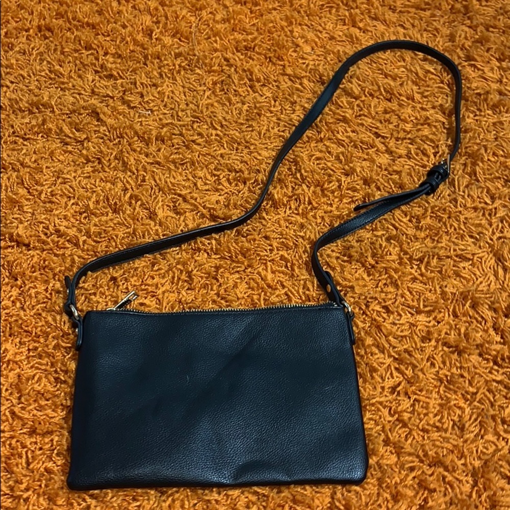 Plain black forever 21 purse